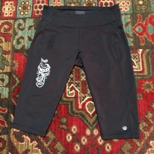 Athleta capri yoga pants